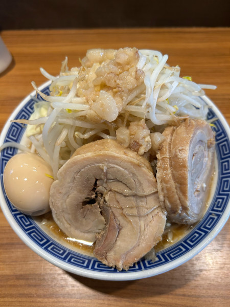 「味玉豚ラーメン並200g（1350円）」@びんびん豚の写真
