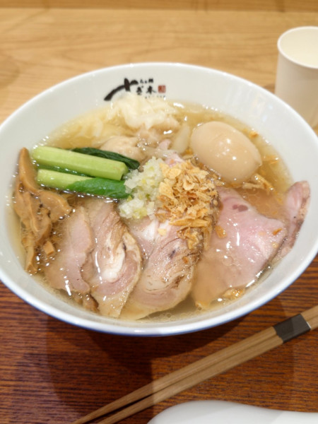 「特製塩ラーメン」@らぁ麺 すぎ本 ららぽーとTOKYO-BAY店の写真