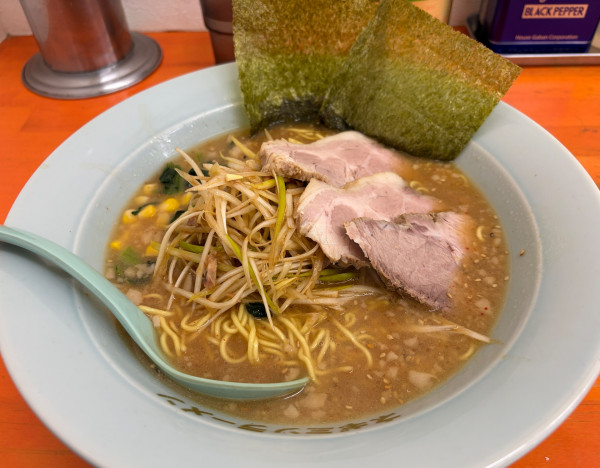 「ネギ味噌ラーメン＋チャーシュー3枚」@ラーメンショップ椿 春日部備後店の写真