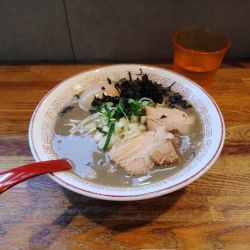 濃厚煮干そば¥900