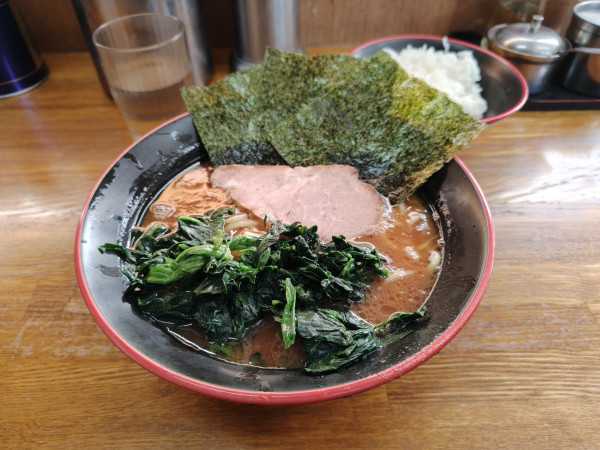 「ラーメン¥1000」@麺家 紫極の写真