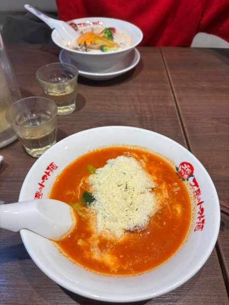 「太陽のチーズラーメン　らぁりぞ」@太陽のトマト麺 錦糸町本店の写真