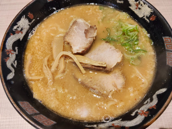 「味噌(1100円)」@さっぽろラーメン 桑名 東京常盤台店の写真