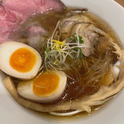 特製鶏醤油らぁ麺（1300）
