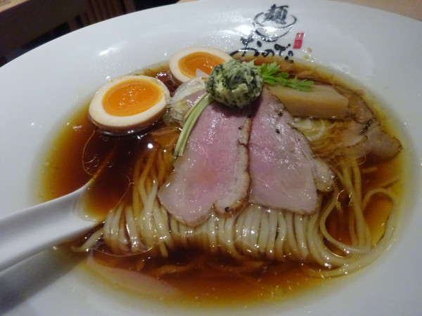 「特製ラーメン（醤油）　1,480円」@麺 銀座おのでら 東銀座店の写真