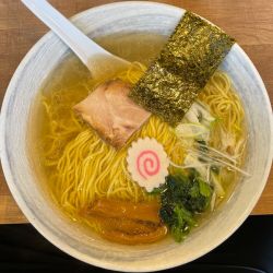 塩そば（大盛）900円