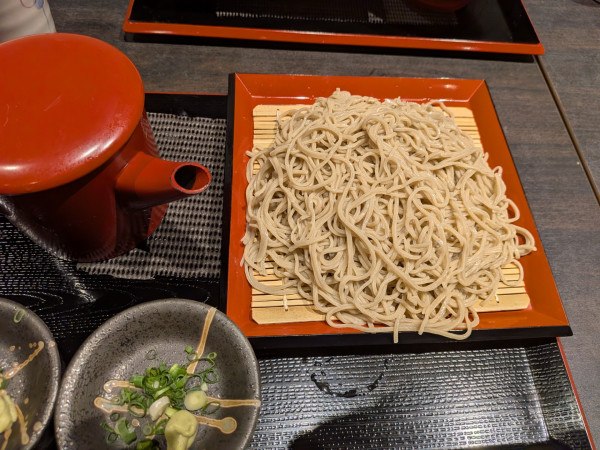 「せいろそば820円＋大盛り200円」@蕎麦居酒屋 小川庵 戸塚の写真