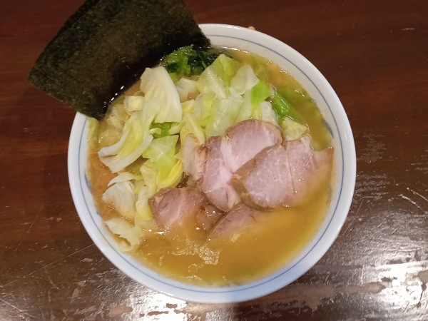 「キャベツチャーシューメン」@横浜家系ラーメン 中島家の写真