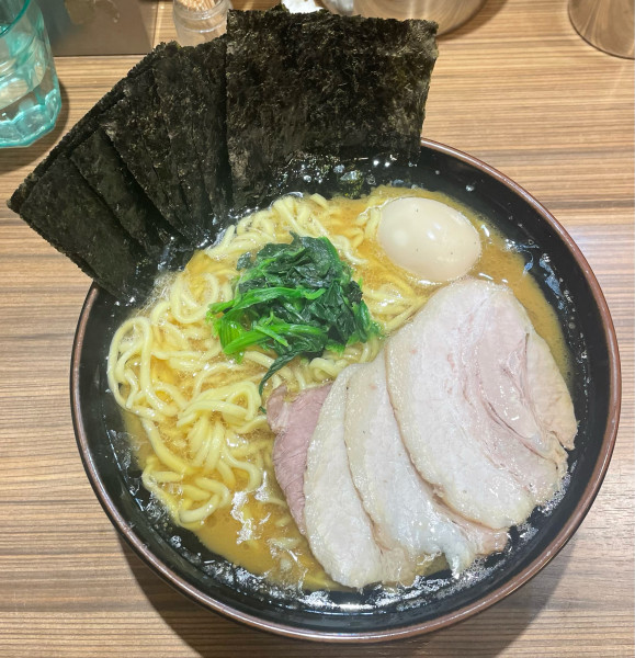 「ラーメン」@横浜らーめん渡来武 総本店の写真