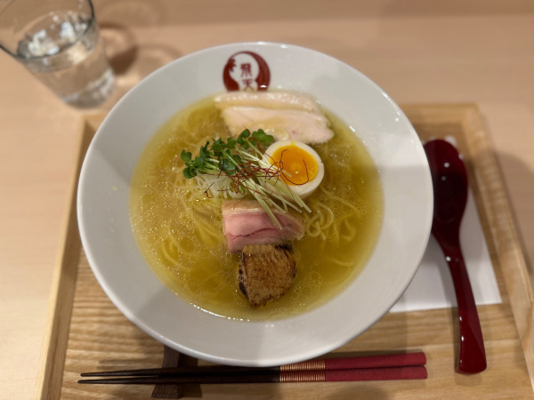 「鶏承 軍鶏拉麺 1800円」@軍鶏拉麺 飛天の写真
