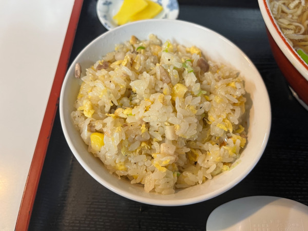 「半チャーハン（半チャンセット）」@味好 駅東店の写真