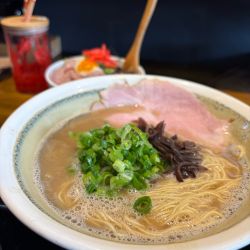 とんこつラーメン