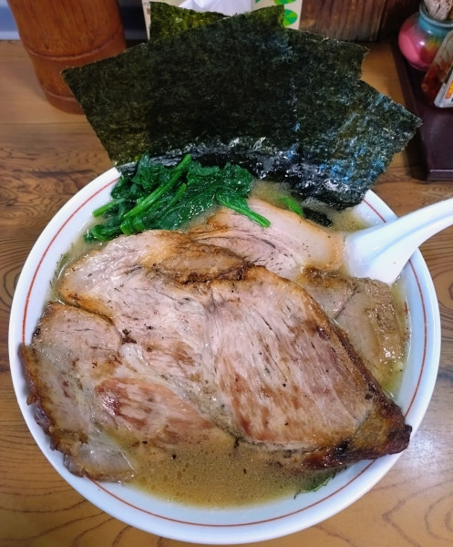 「らーめん(しょうゆ)￥1000＋チャーシュー(1枚)￥300」@らーめん車屋の写真