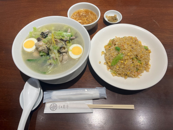 「牡蠣ちゃんぽん」@紅蘭亭 下通本店の写真