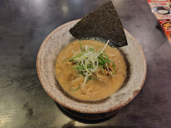 「豚そば」@五味八珍 川島田店の写真