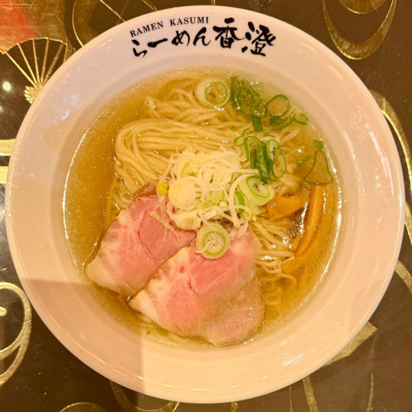 「【らーめん香澄】魚介旨塩ラーメン」@ラーメンステーション 新橋横丁店の写真