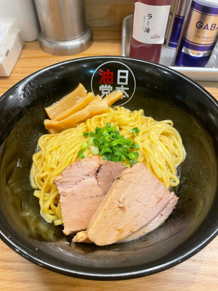 「油そば」@日本油党  新宿東南口支部の写真