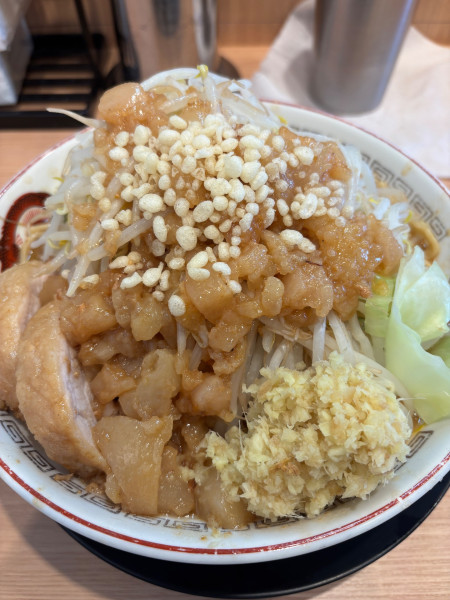 「味噌山小　生姜アブラマシマシ　ニンニク抜き」@ラーメン豚山 与野本町店の写真