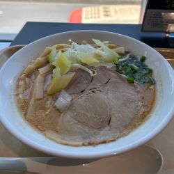 名古屋コーチンと京赤地どり