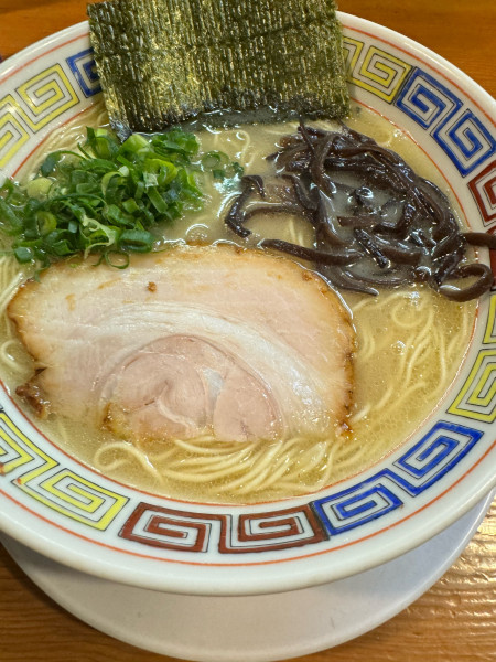 「幸福ラーメン850円」@九州とんこつラーメン 幸福軒の写真