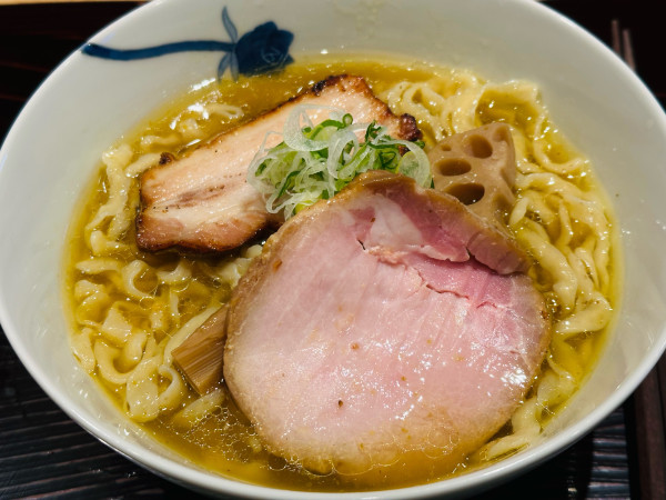 「塩 1,200円 大もり 200円」@麺 みつヰの写真