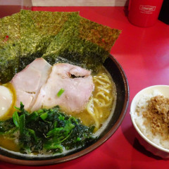 横浜家系ラーメン 高松家の画像