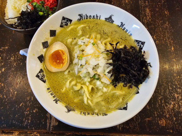 「【限定】濃厚牡蠣蕎麦+専用飯 1300+200円」@煮干結社 弘前店の写真