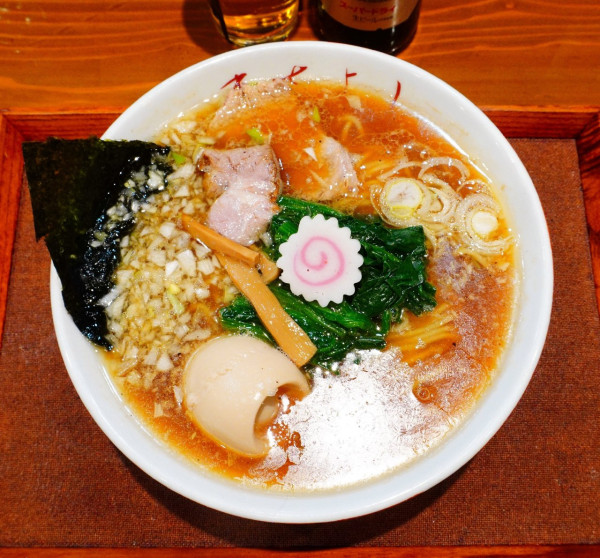 「中華そば＋生ほうれん草＋味玉＋アサヒビール小瓶」@中華そば政好の写真