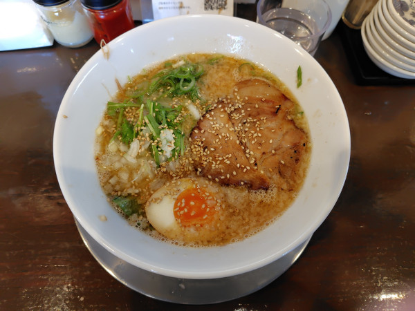 「らんちCセット（味噌）1040円」@炭炙りチャーシュー赤龍の写真