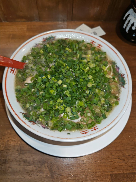 「豚骨ラーメン+チャーシュー+ネギ+替玉2回  ｷｸﾗｹﾞ抜き」@ラーメン池田の写真