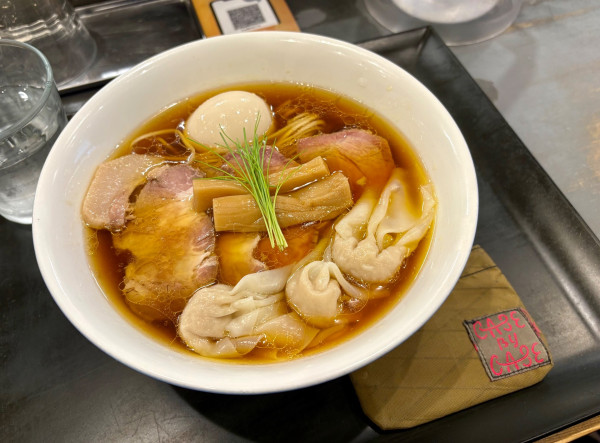 「特製鶏そば」@らぁ麺 やまぐちの写真