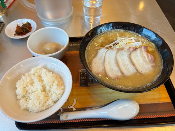 「味噌っ子ふっく　チャーシューほか」@らあめん花月嵐 馬橋店の写真