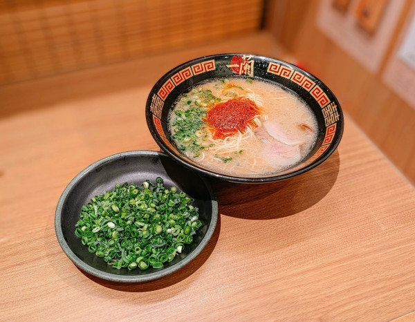 「天然とんこつラーメン」@一蘭 熊本下通店の写真