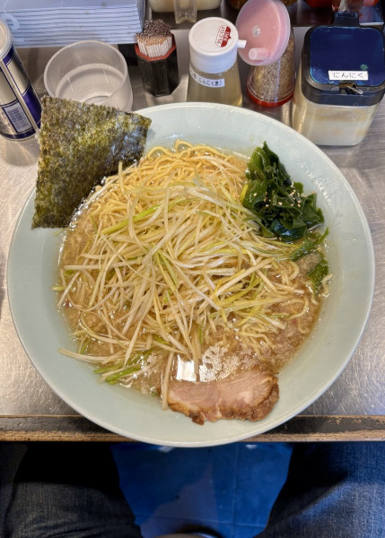 「ネギラーメン中(1000)」@ラーメンショップ〇化 府中店の写真