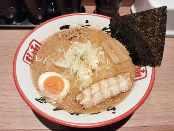 「熟成味噌らーめん　　1180円」@函館麺や 一文字PREMIUMの写真
