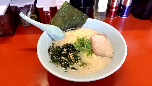 「塩ラーメン（７５０円）」@ラーメンショップ小池 八王子散田店の写真
