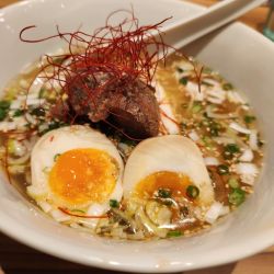 伊達の炙り牛タンネギ塩そば➕味玉