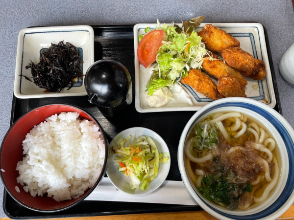 「カキフライ定食　￥１３３０」@おかだや 高津波店の写真