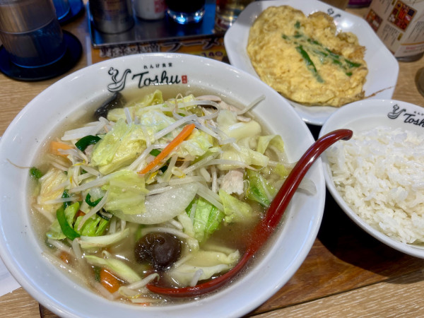 「野菜たっぷり塩タンメン」@れんげ食堂 Toshu アクロスプラザ東久留米店の写真