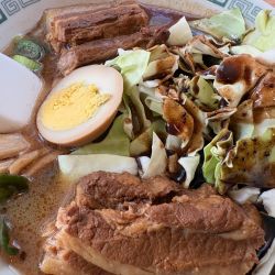 太肉麺+マー油増量