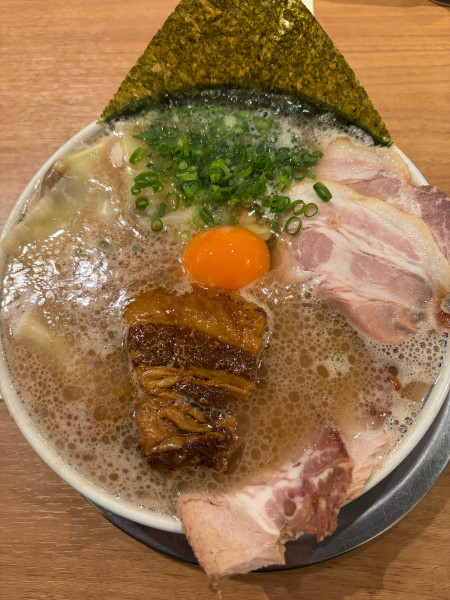 「極ラーメン」@三代目 博多 だるま アクアシティお台場店の写真