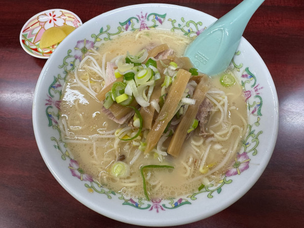 「ラーメン　700円」@宝来軒の写真