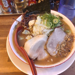 濃厚豚骨 くまめん 神田店の画像