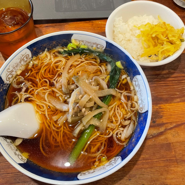「ざあさいめん （サービスライス付）900円」@支那麺 はしご 銀座八丁目店の写真