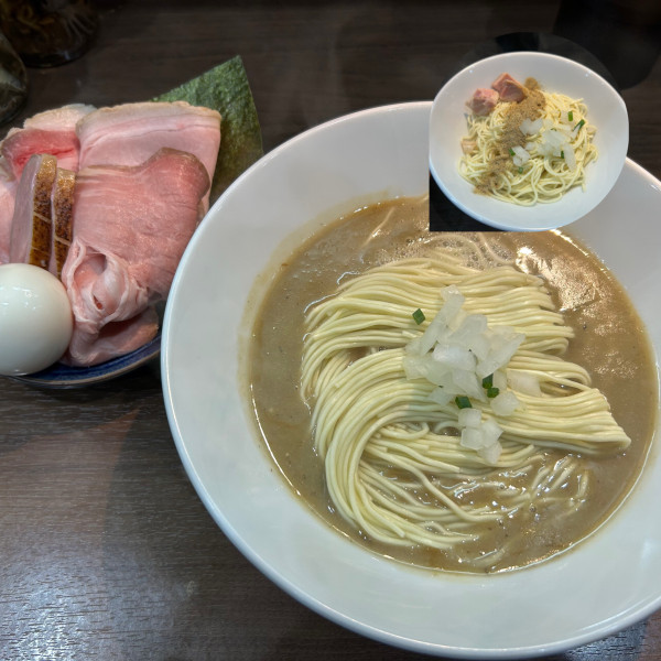 「特製濃厚煮干しそば+和え玉（1550+350）」@Noodle&Spice curry 今日の1番の写真