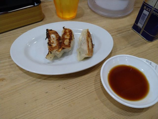 「もち豚餃子」@ワンタンメンの満月 京都拉麺小路店の写真