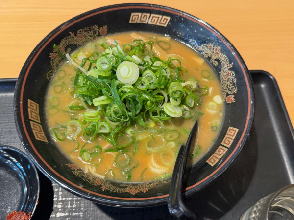 「豚骨しょうゆ」@ラーメン 横綱 刈谷オアシス店の写真