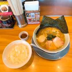 横浜家系ラーメン藤崎家