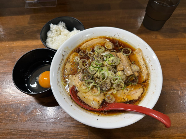 「三代目流ブラックラーメン」@三代目 むじゃきの写真