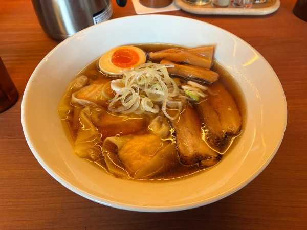 「醤油全部のせ(1280円)」@武田家の写真